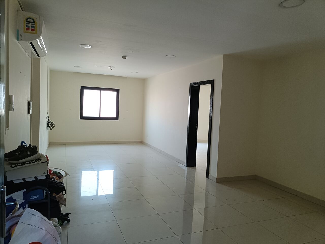 Tubli, Apartments, Flats, Houses & Villas, BHD 280/month,  200 Sq. Meter,  Semi Furnished 3bhk Without Ewa