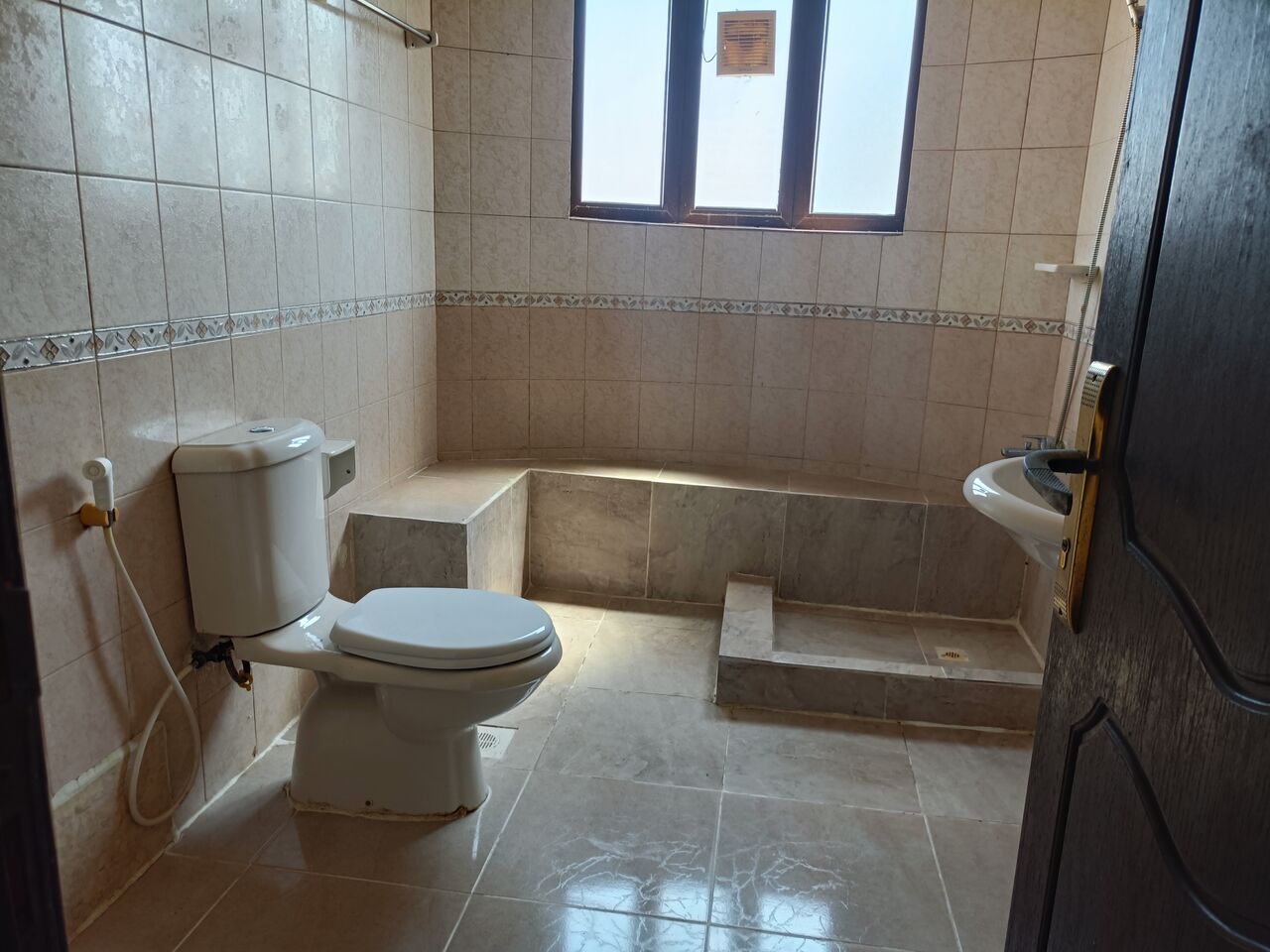 Tubli, Apartments, Flats, Houses & Villas, BHD 150/month,  2 BR,  150 Sq. Meter,  Unfurnished 2bhk Without Ewa