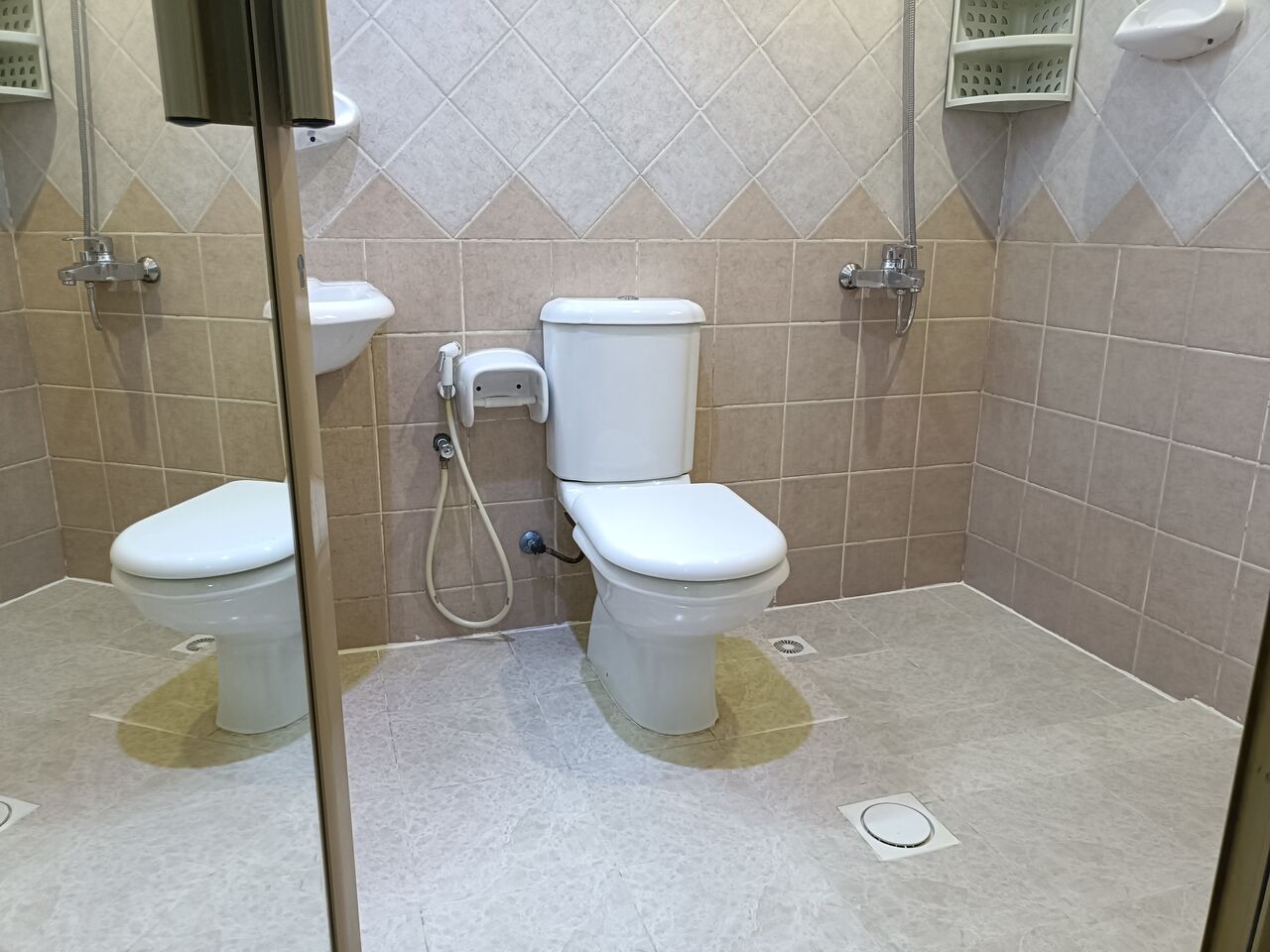 Tubli, Apartments, Flats, Houses & Villas, BHD 250/month,  Furnished,  2 BR,  150 Sq. Meter,  Fully Furnished 2bhk Without Ewa