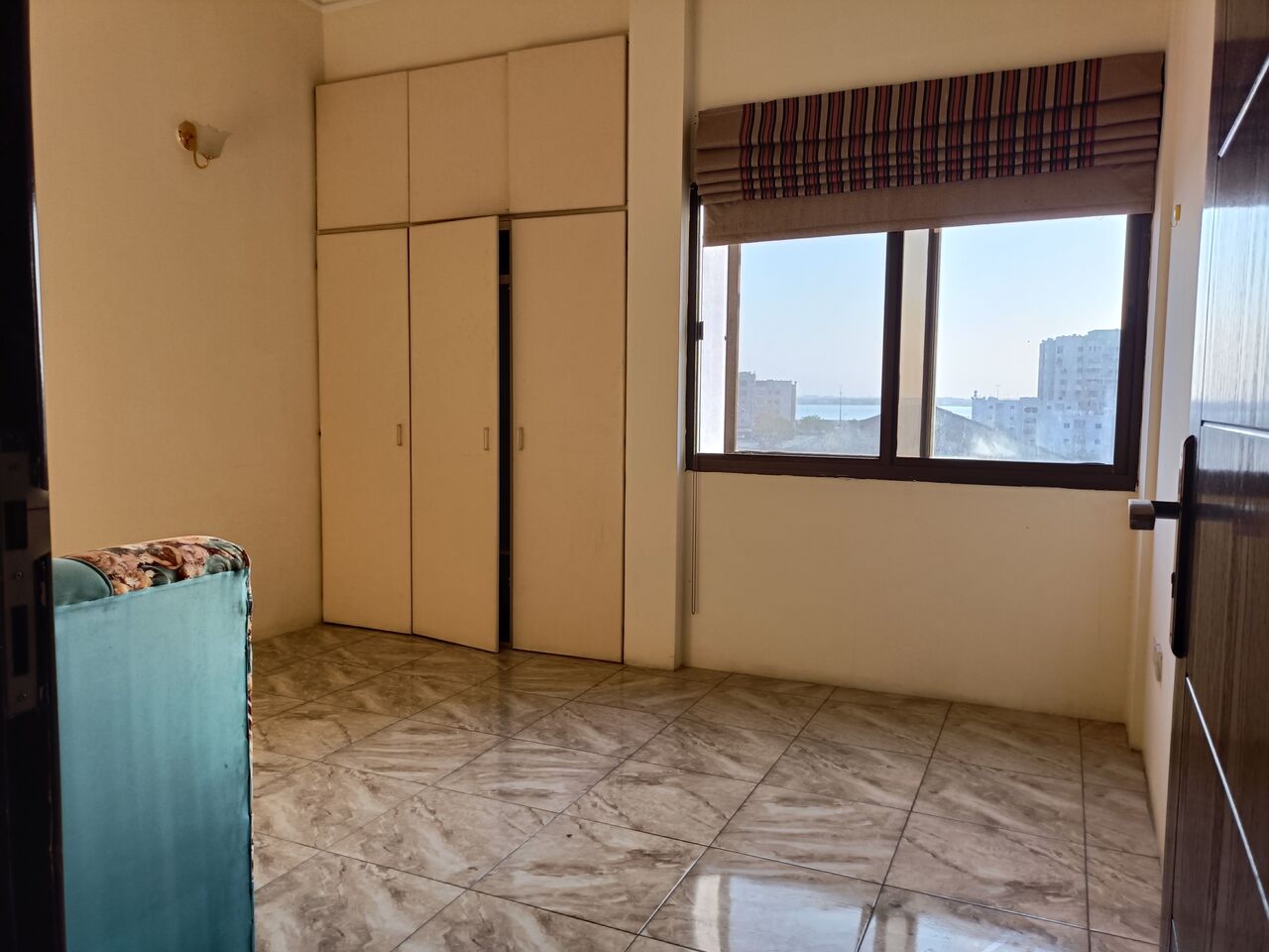 Mahooz, Apartments, Flats, Houses & Villas, BHD 180/month,  2 BR,  130 Sq. Meter,  Semi Furnished 2bhk Without Ewa