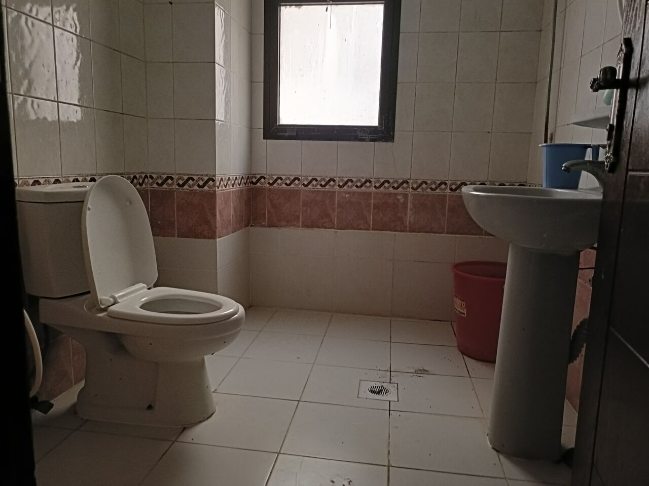 Mahooz, Apartments, Flats, Houses & Villas, BHD 190/month,  2 BR,  130 Sq. Meter,  Semi Furnished 2bhk Without Ewa