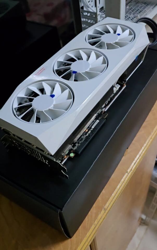 Riyadh, Computers, SAR 3300,  XFX Mercury 9070 XT 16 GB VRAM