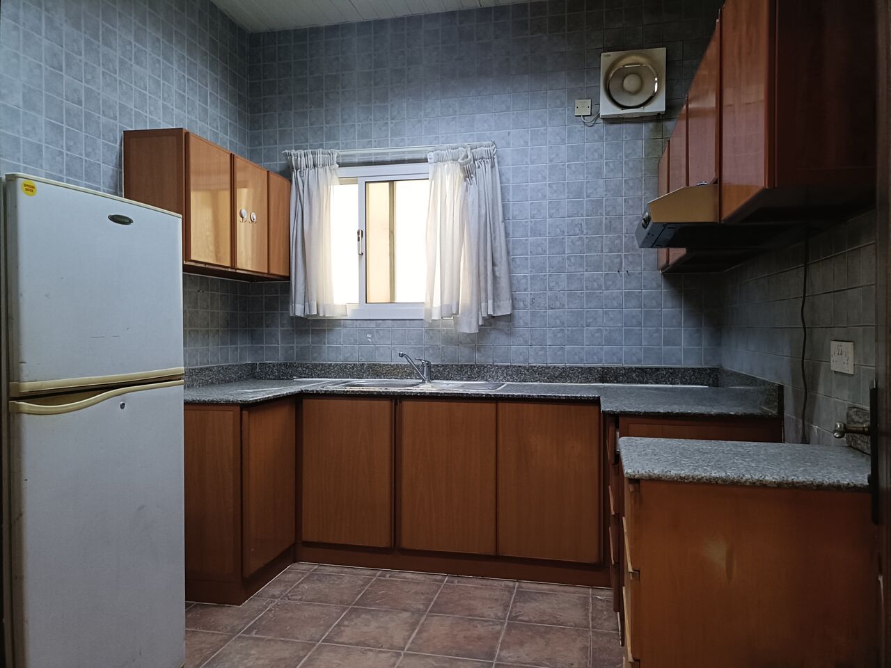 Mahooz, Apartments, Flats, Houses & Villas, BHD 270/month,  2 BR,  180 Sq. Meter,  Semi Furnished 2bhk With Unlimited Ewa