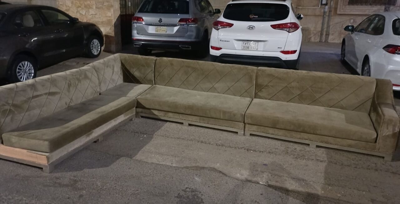 Jeddah, Furniture, SAR 230,  Good Condition Wooden Base Sofa Set For Sale With Delivery.
