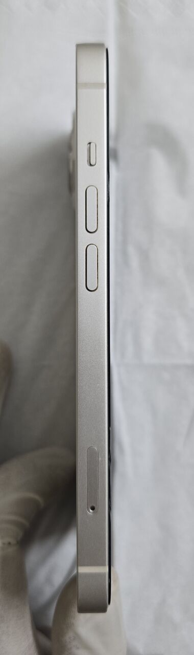 Riyadh, Mobile Phones, SAR 1099,  I Phone 13 - 128GB - Negociable