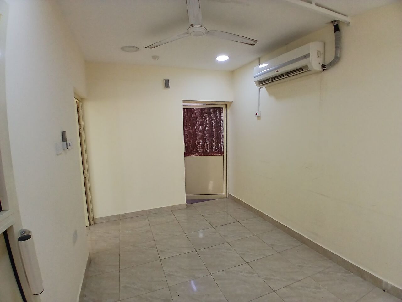 Hidd, Apartments, Flats, Houses & Villas, 1 BR,  Flat For Rent Including Electricity With Limit