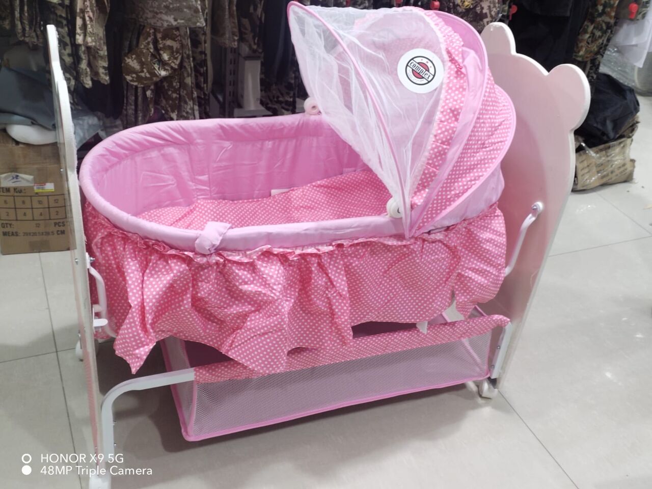 Riyadh, Baby & Kid Stuff, SAR 260,  Brand New And Packed Baby Girl Crib In Pink Color.