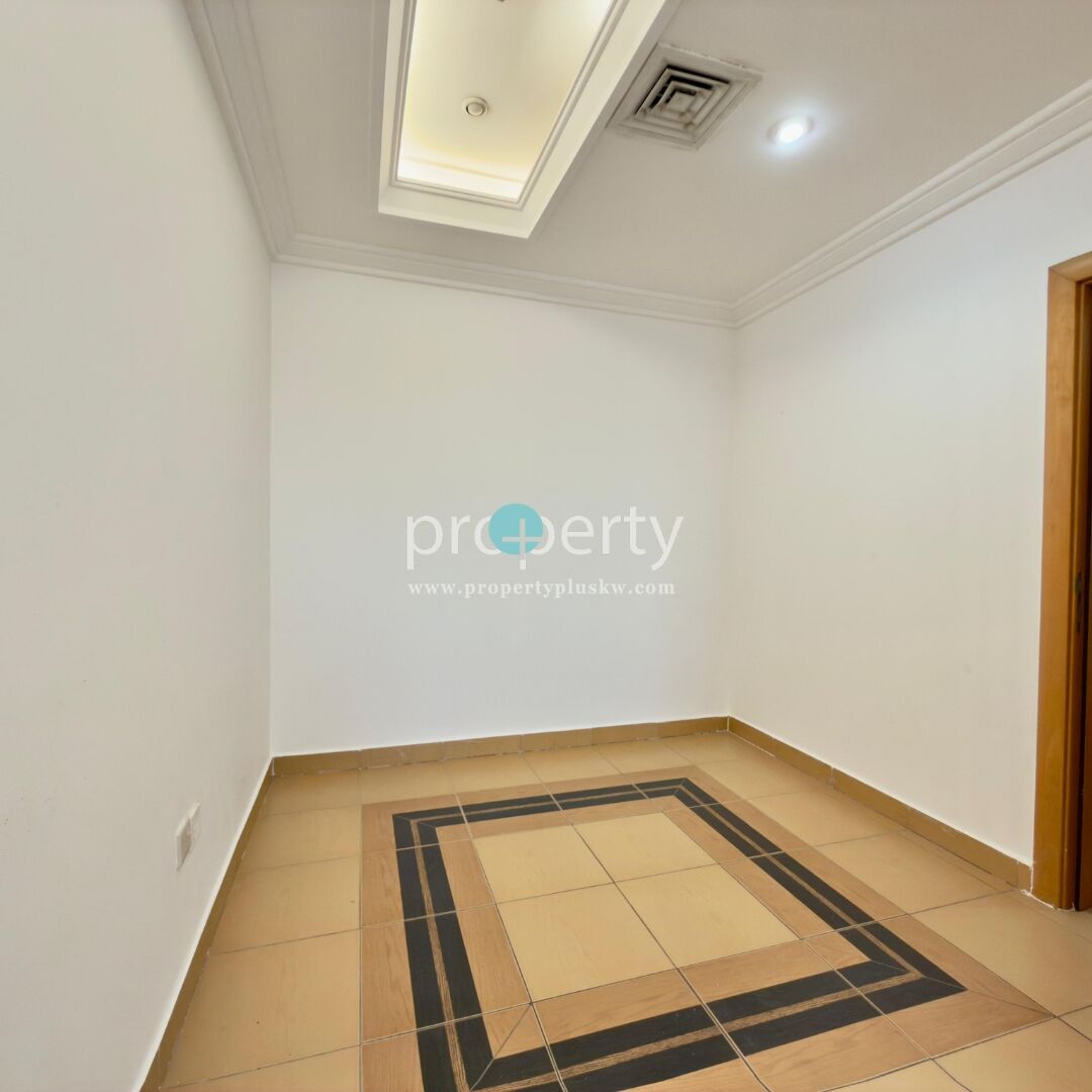 Salmiya, Apartments, Flats, Houses & Villas, KWD 550/month,  3 BR,  Spacious 3-Bedroom Apartment For Rent In Salmiya