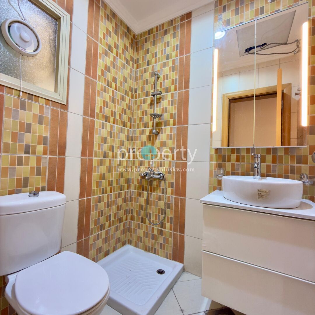 Salmiya, Apartments, Flats, Houses & Villas, KWD 550/month,  3 BR,  Spacious 3-Bedroom Apartment For Rent In Salmiya