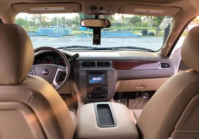 Jubail, Vehicles, Cars & Trucks , SAR 82000,  GMC Yukon 2012 - SLT, Single Owner, Low Mileage, Kept In Storage.low  Km 91.000,  2012,  91000 KM,  Jubail Down Town