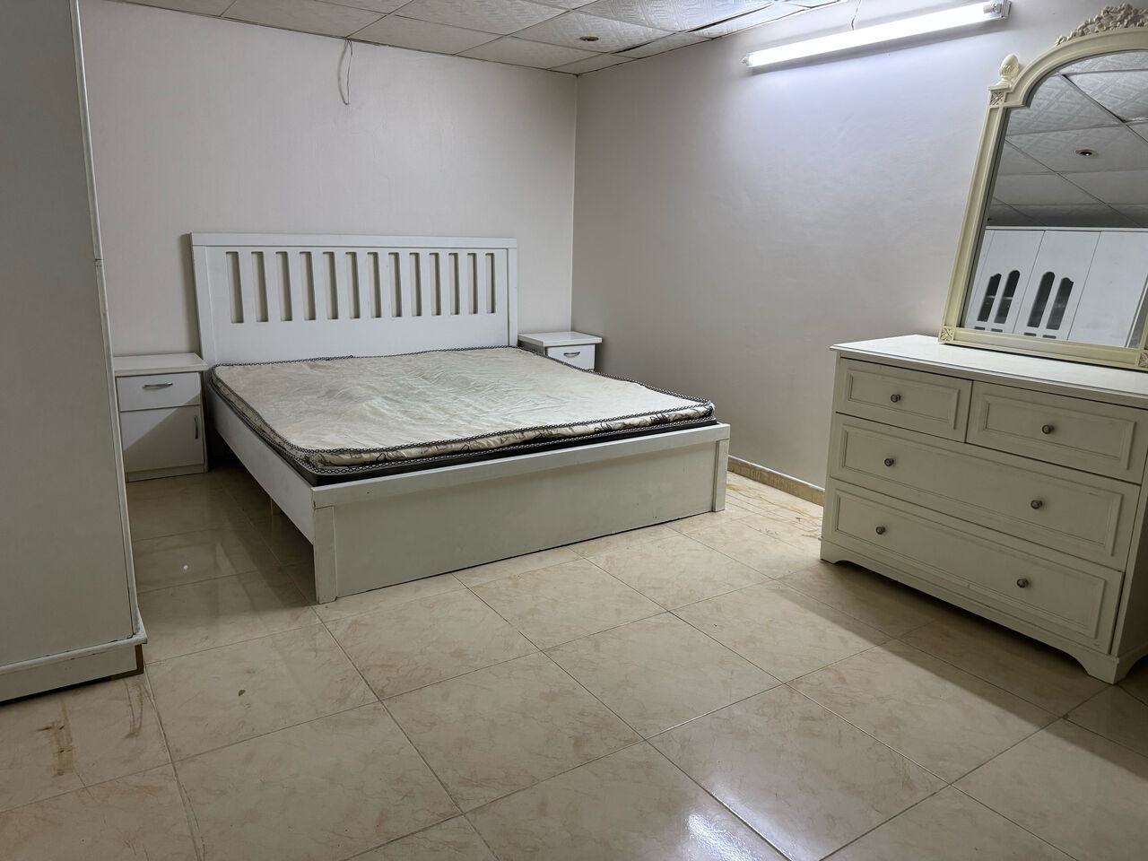 Riyadh, Apartments, Flats, Houses & Villas, SAR 1500/month,  1 BR,  Room For Rent