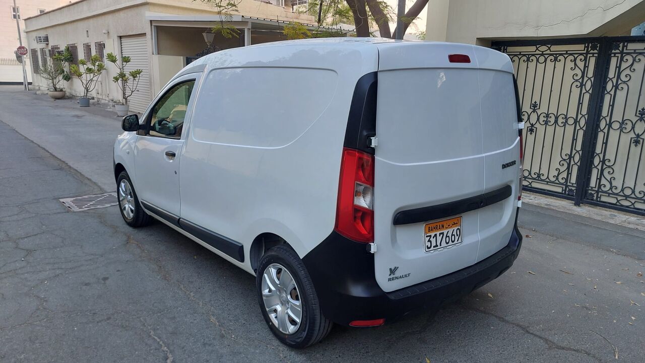 Manama, Vehicles, Cars & Trucks , BHD 2000,  Renault Dokker Cargo Van Well Mantaine,  2021,  Manual,  120000 KM,