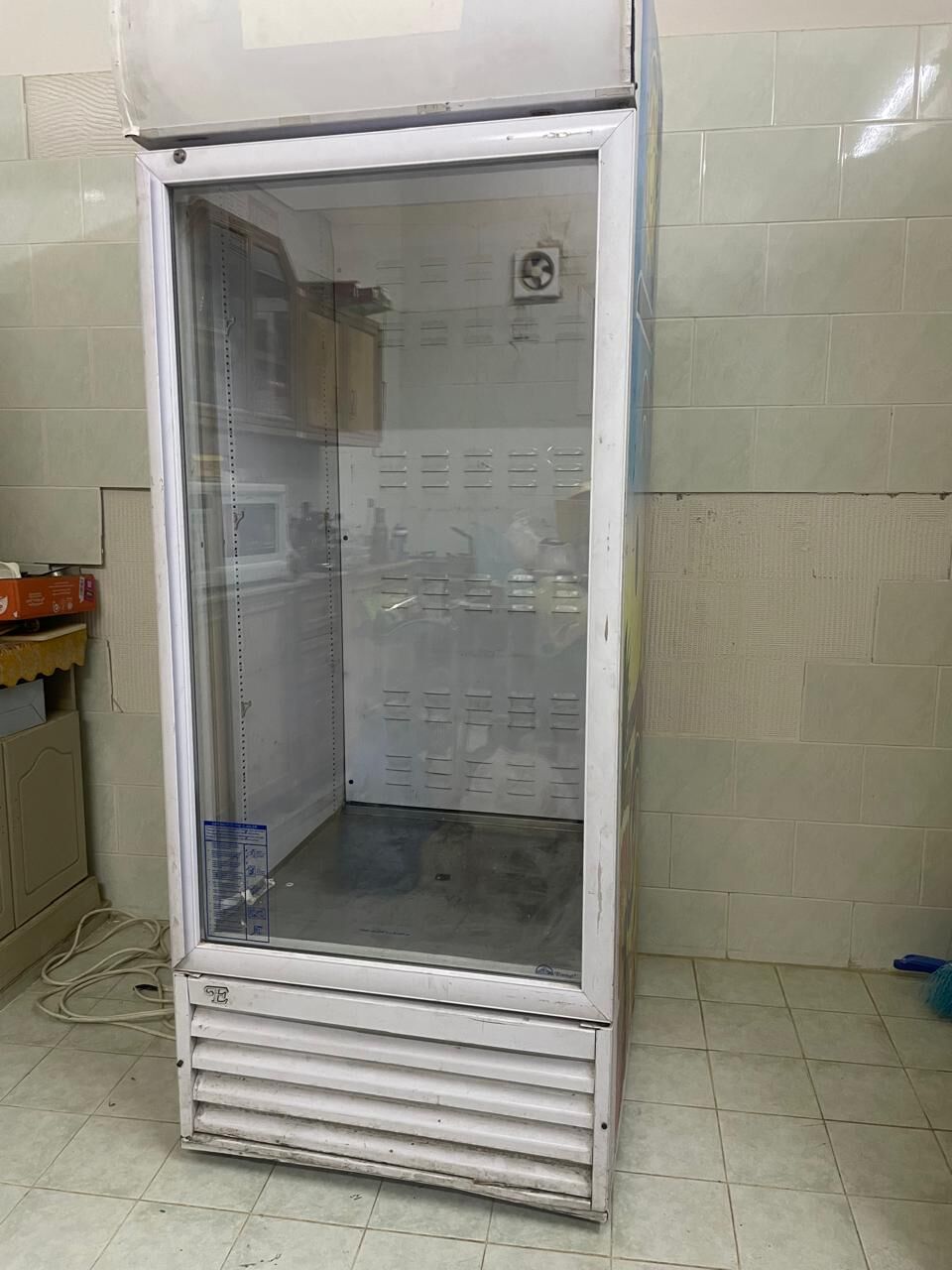 Buraidah, Household Items, SAR 1000,  Everest 790 LTR Single Front Glass Door Chiller For Sale - Only 1000 SAR - Buraydah*
