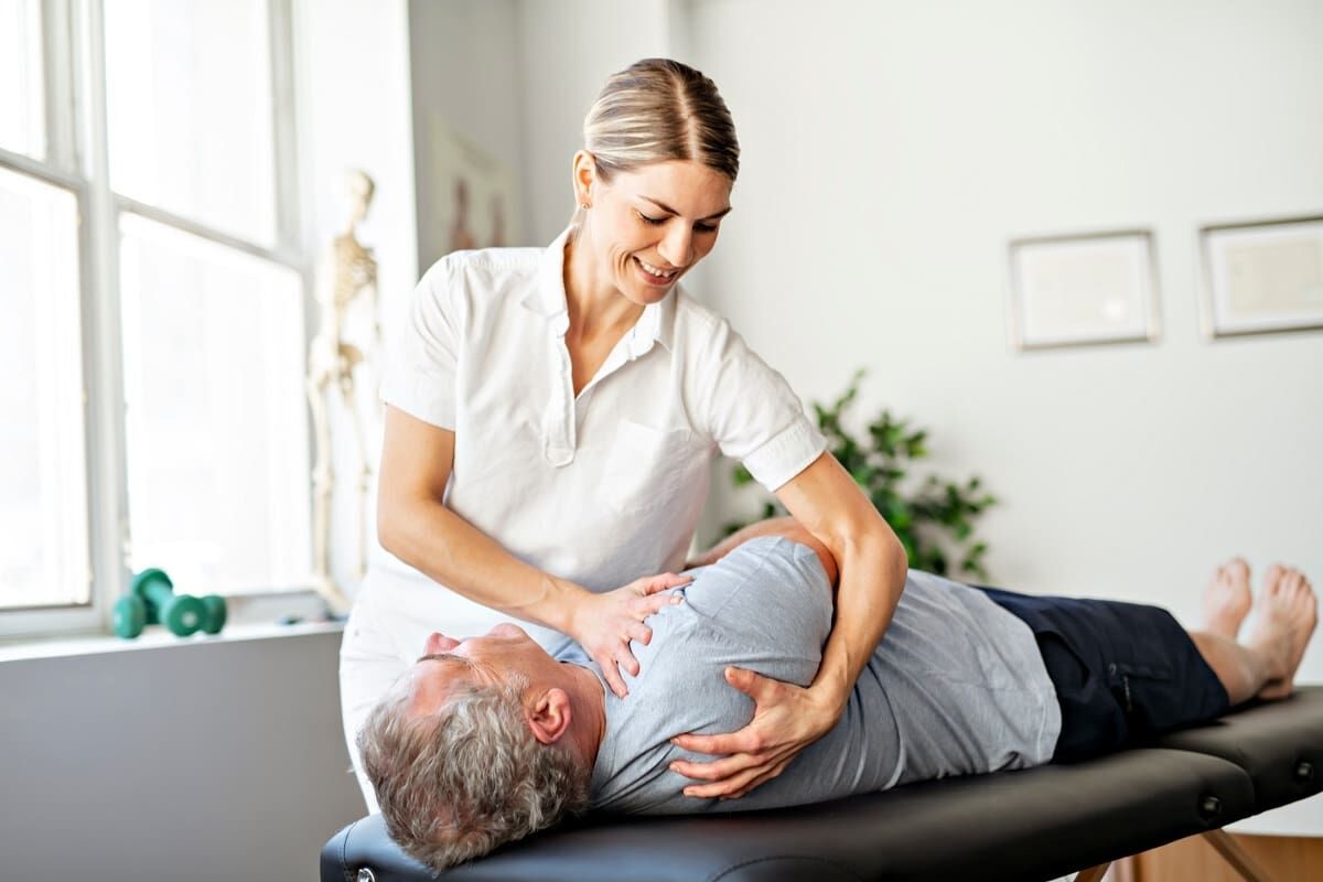 Tirana, Health, Chiropractor For Knee Pain?/ 2026 Knee Pain Relief