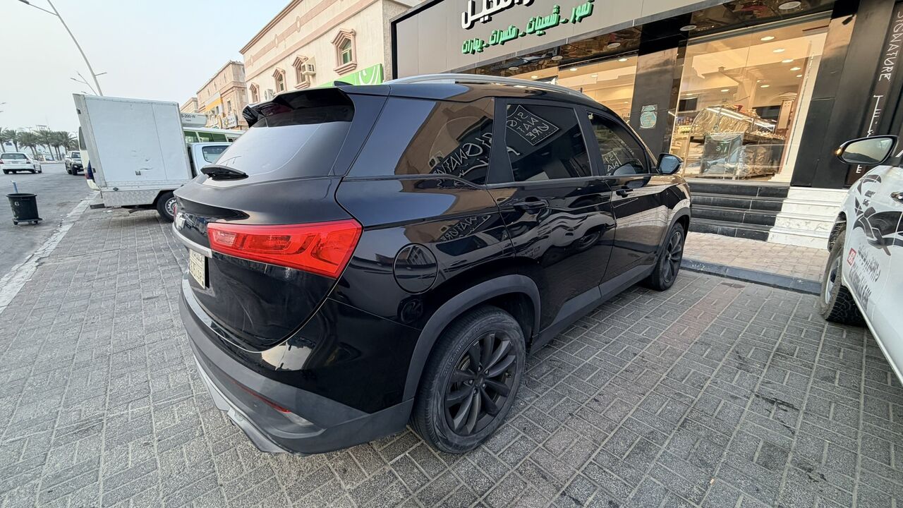 Abqaiq, Vehicles, Cars & Trucks , SAR 45000,  Chevrolet Captiva,  2023,  Automatic,  122000 KM,    For Sale Neat And Clean