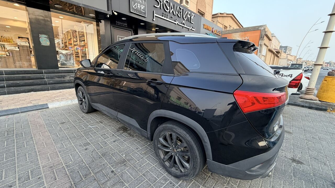 Abqaiq, Vehicles, Cars & Trucks , SAR 45000,  Chevrolet Captiva,  2023,  Automatic,  122000 KM,    For Sale Neat And Clean
