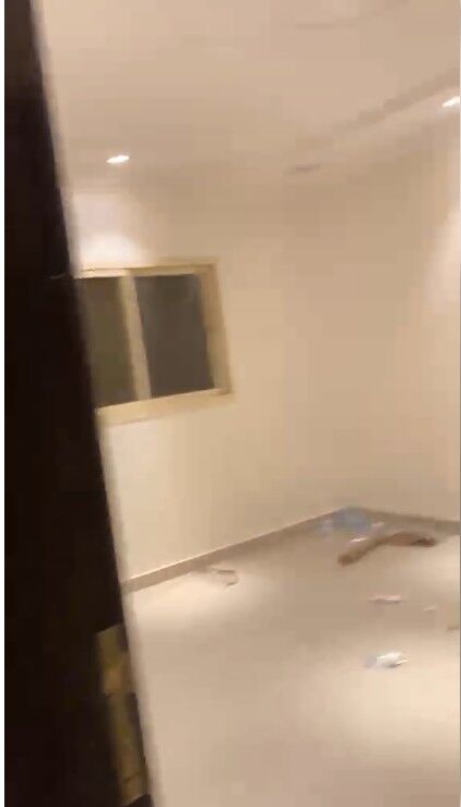 Al Malqa, Apartments, Flats, Houses & Villas, 3 BR,  Apartment For Singles For Share
