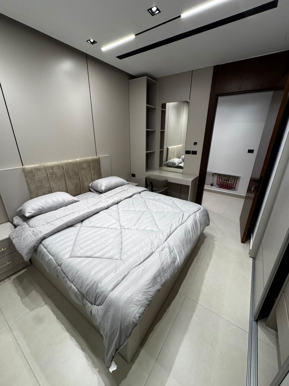 Abdoun, Apartments, Flats, Houses & Villas, JOD 16000/year,  Furnished,  2 BR,  Luxury Furnished Apartment For Rent In Abdoun