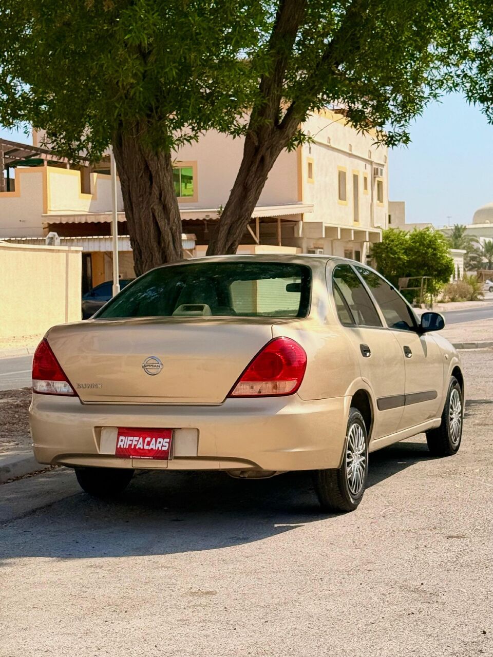 Manama, Vehicles, Cars & Trucks , BHD 1350,  Nissan Sunny,  2011,  Automatic,  195000 KM,