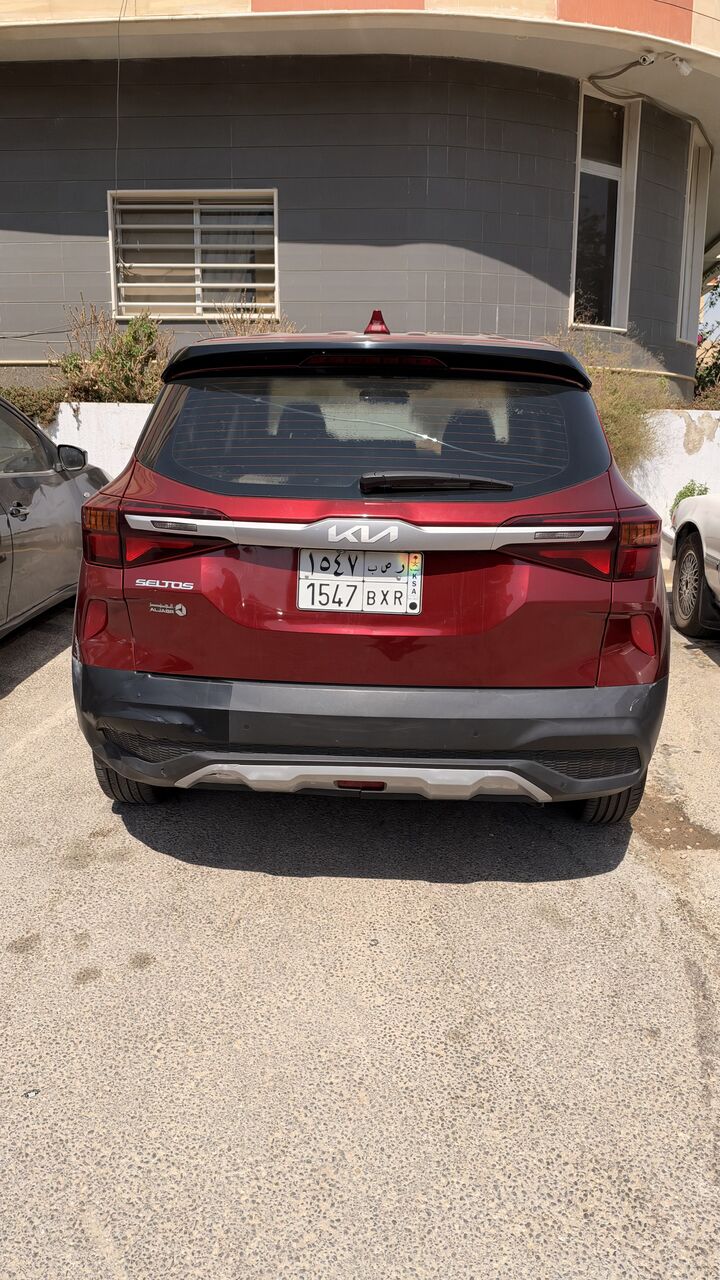 Riyadh, Vehicles, Cars & Trucks , SAR 45000,  Kia Seltos,  2023,  Automatic,  334530 KM,