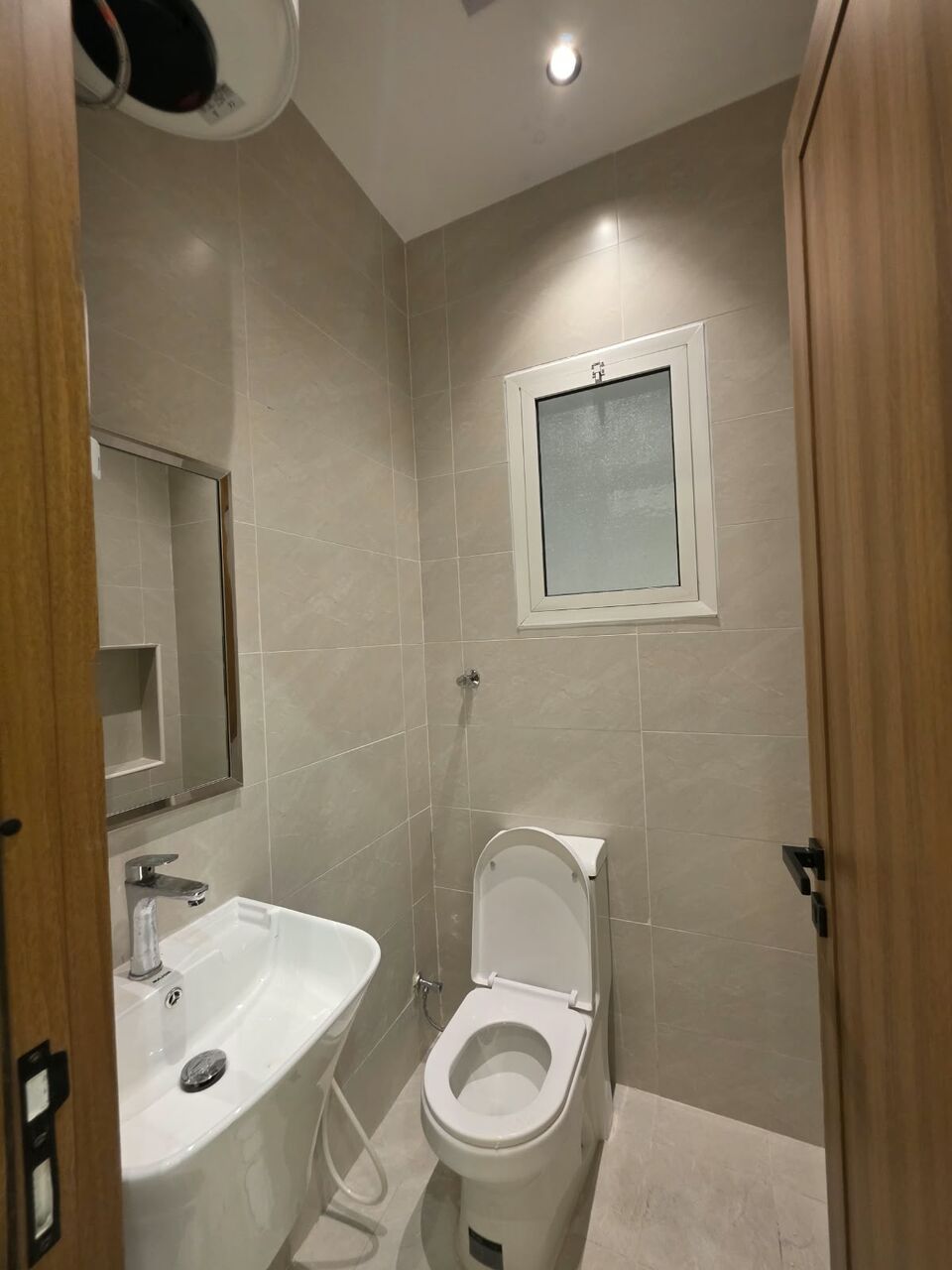 Khobar, Apartments, Flats, Houses & Villas, SAR 27600/year,  2 BR,  2 Bedrooms, A Living Room , 2 Bathrooms, And A Kitchen,   Fast Floor, External With Air Co