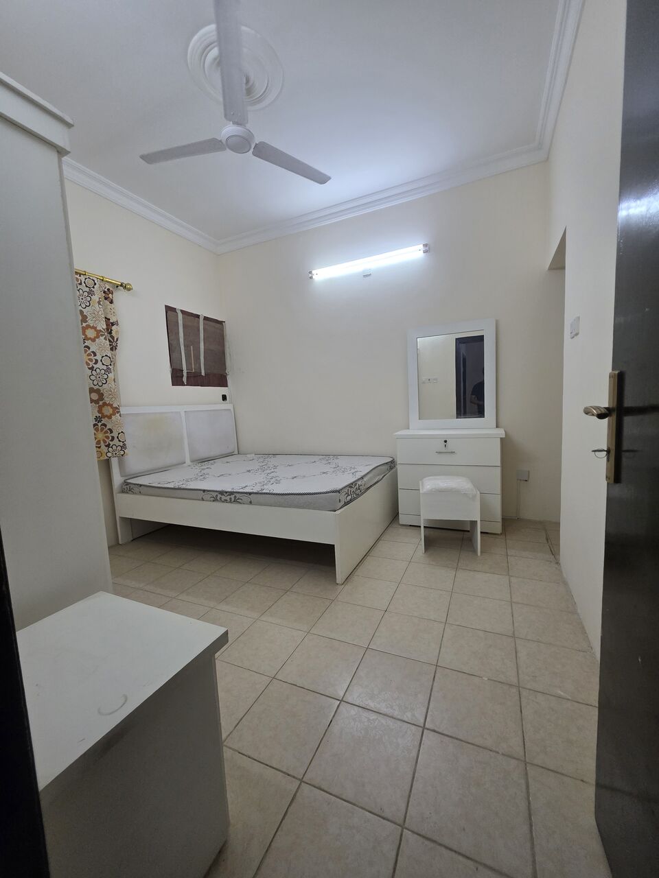 Manama, Apartments, Flats, Houses & Villas, BHD 200/month,  2 BR,  #2BATHROOM Hall Kitchen With Electricity Balcony