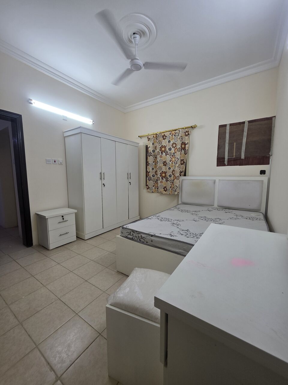 Manama, Apartments, Flats, Houses & Villas, BHD 200/month,  2 BR,  #2BATHROOM Hall Kitchen With Electricity Balcony