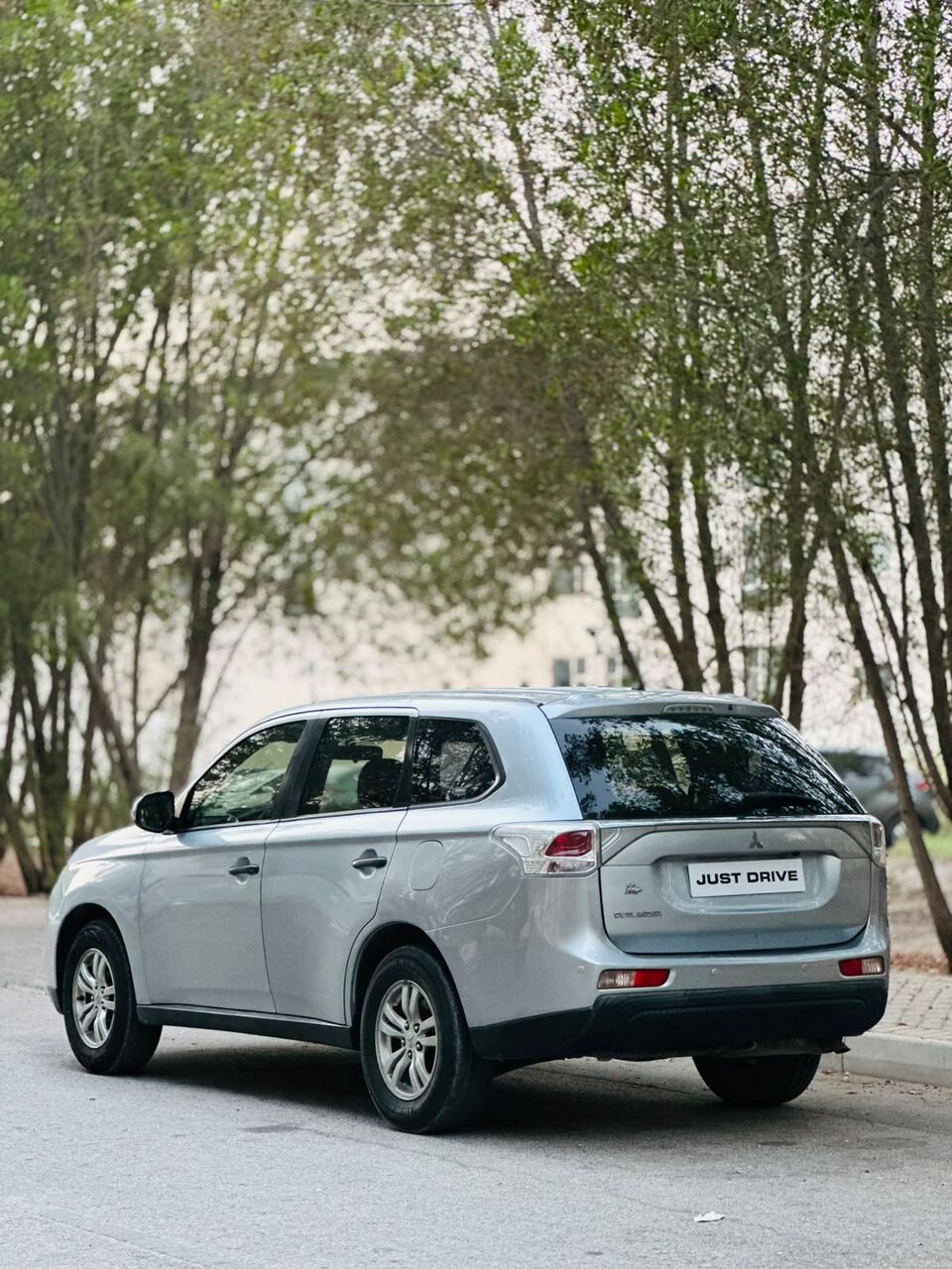 Segaya, Vehicles, Cars & Trucks , BHD 2650,  Mitsubishi Outlander,  2014,  Automatic,  190000 KM,    MODEL WELL MAINTAINED SUV CALL OR WHATSAPP ON 35400768 ,33665080