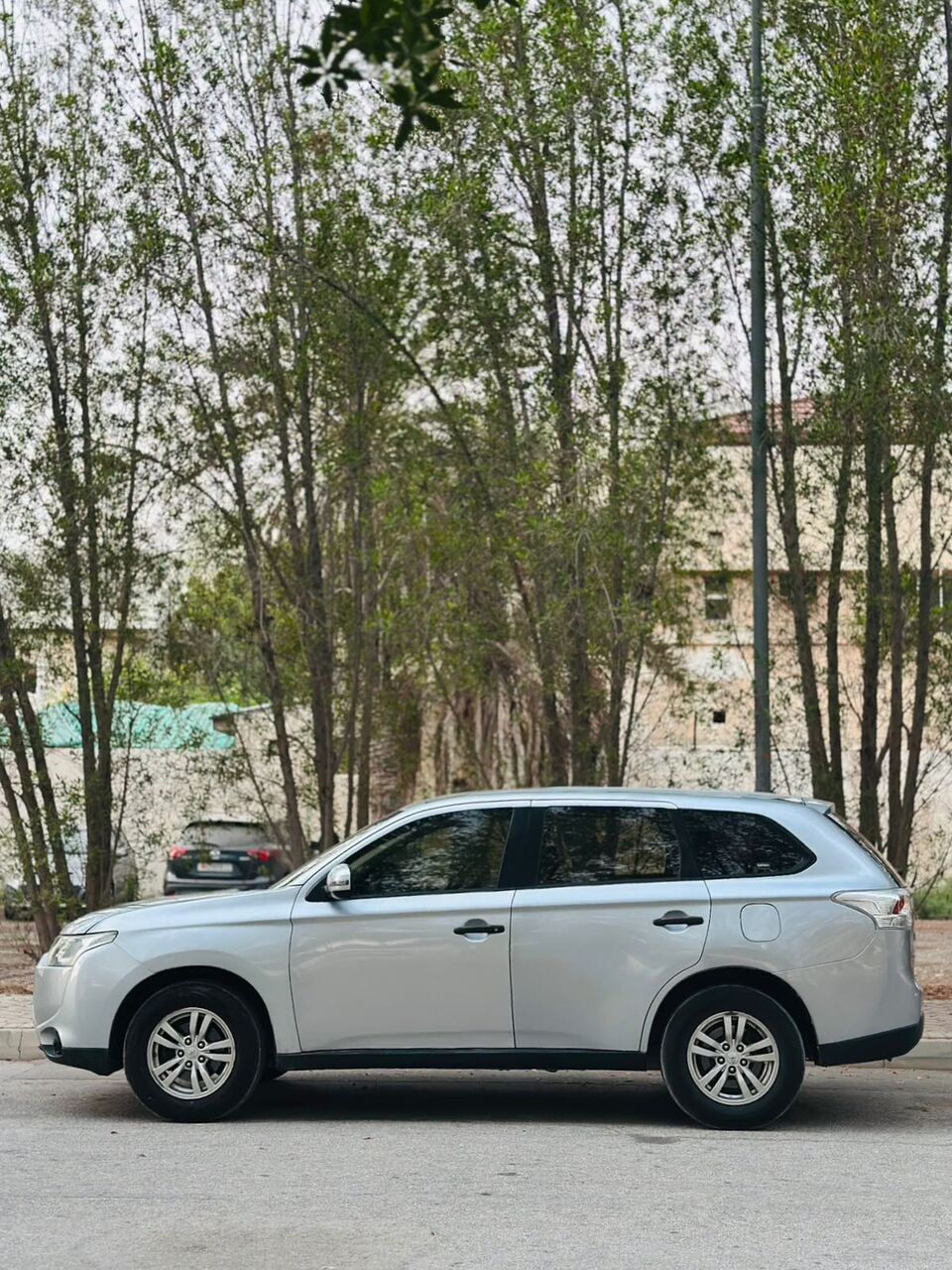 Segaya, Vehicles, Cars & Trucks , BHD 2650,  Mitsubishi Outlander,  2014,  Automatic,  190000 KM,    MODEL WELL MAINTAINED SUV CALL OR WHATSAPP ON 35400768 ,33665080