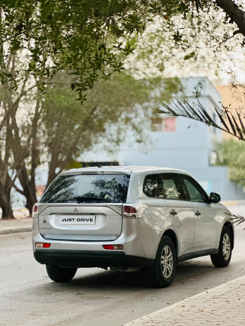 Segaya, Vehicles, Cars & Trucks , BHD 2650,  Mitsubishi Outlander,  2014,  Automatic,  190000 KM,    MODEL WELL MAINTAINED SUV CALL OR WHATSAPP ON 35400768 ,33665080