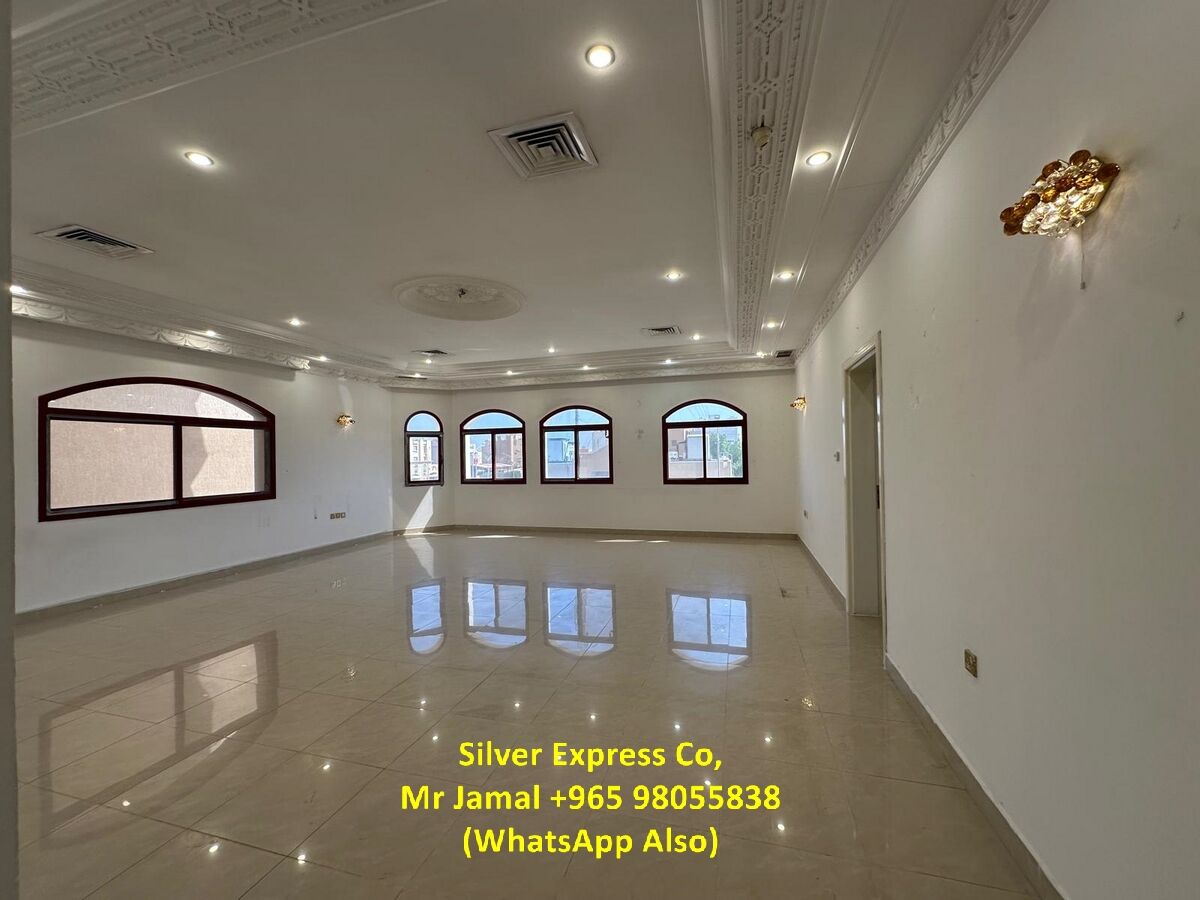 Mangaf, Apartments, Flats, Houses & Villas, KWD 550/month,  3 BR,  200 Sq. Meter,  3 Bedroom Villa Floor With Balcony For Rent In Mangaf.