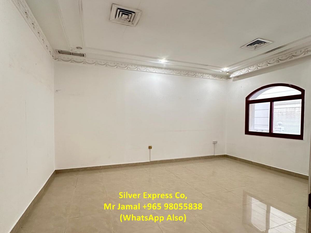 Mangaf, Apartments, Flats, Houses & Villas, KWD 550/month,  3 BR,  200 Sq. Meter,  3 Bedroom Villa Floor With Balcony For Rent In Mangaf.
