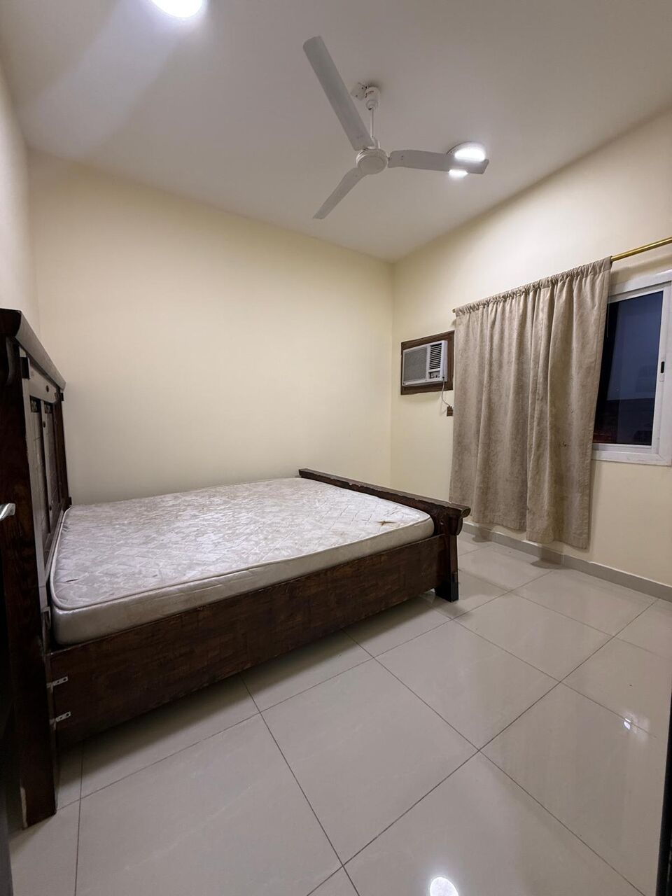 Gudaibiya, Apartments, Flats, Houses & Villas, BHD 220/month,  2 BR,  Semi Furnished Inclusive 2 Bedroom Flat Gudaibiya Near Sunny Valley @ 220/- BHD