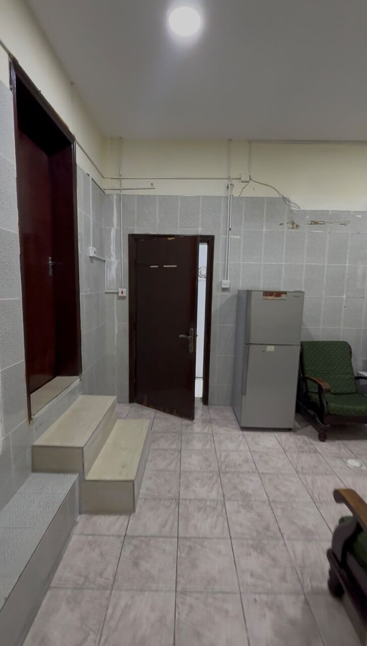 Gudaibiya, Apartments, Flats, Houses & Villas, BHD 190/month,  Furnished,  1 BR,  Fully Furnished Inclusive Studio Flat Gudaibiya Near BBK BANK @ 190/- BHD