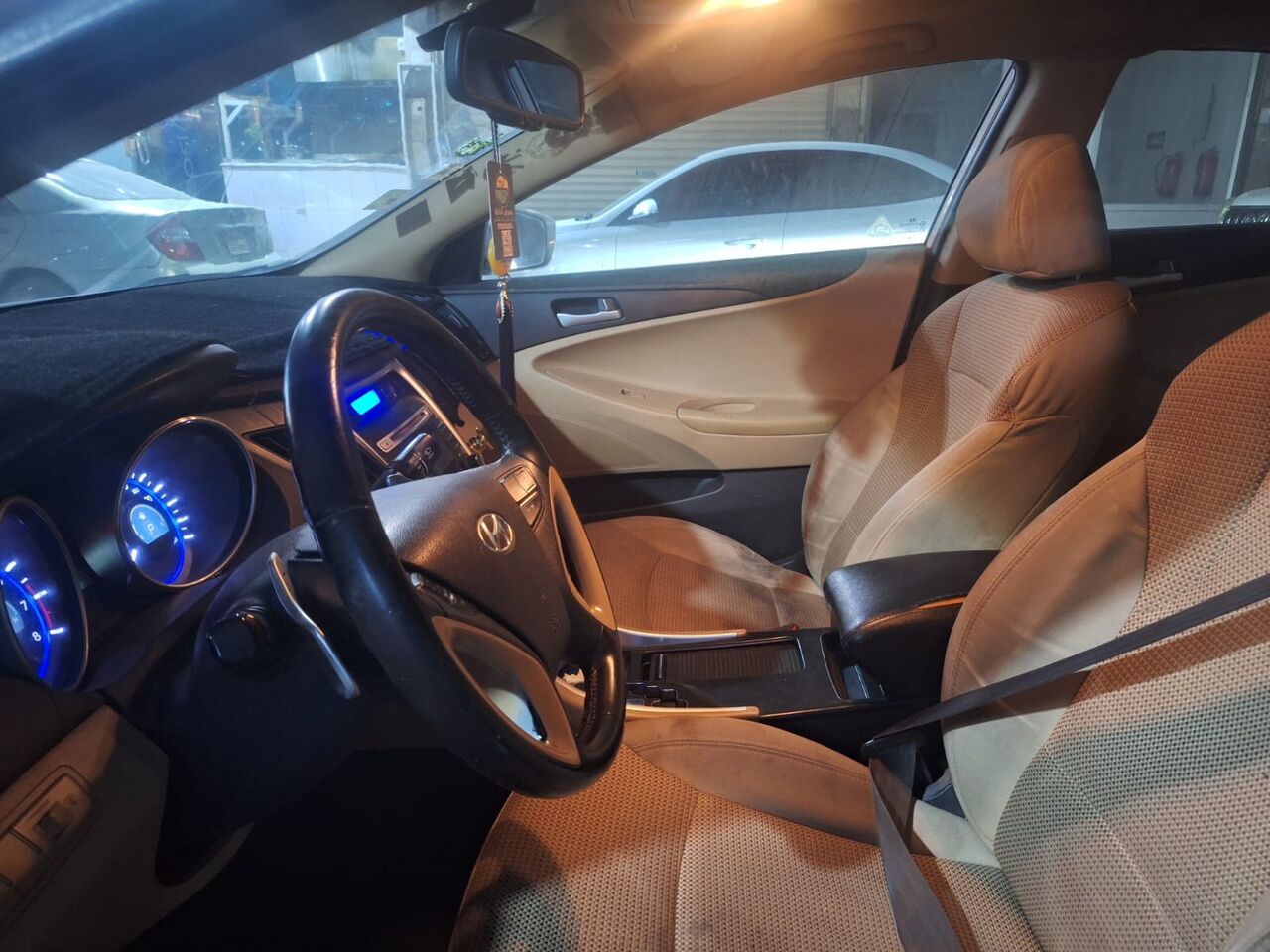 Al Khobar Al Shamalia, Vehicles, Cars & Trucks , SAR 22000,  HYUNDAI SONATA FULLY AUTOMATIC DOUBLE SUNROOF,  2011,  Automatic,  290 KM,  HYUNDAI SONATA  FULLY  - DOUBLE SUNROOF