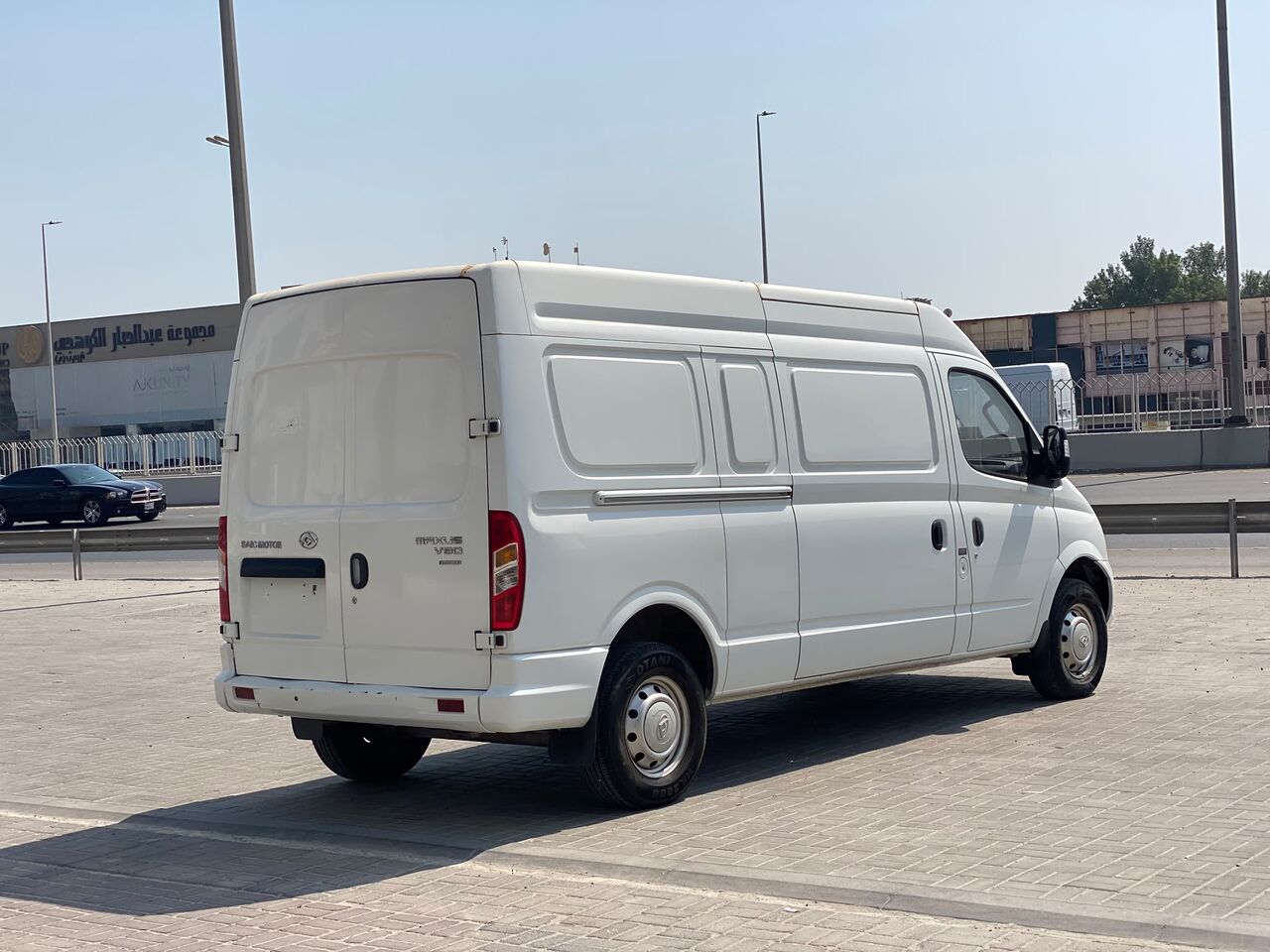 Manama, Vehicles, Cars & Trucks , BHD 4200,  Maxus V80,  2021,  Manual,  111100 KM,   /  (White)