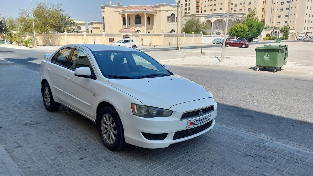 Manama, Vehicles, Cars & Trucks , BHD 1650,  Mitsubishi Lancer 2.0 L Full Automattic Very Good Condation,  2014,  Automatic,  200000 KM,