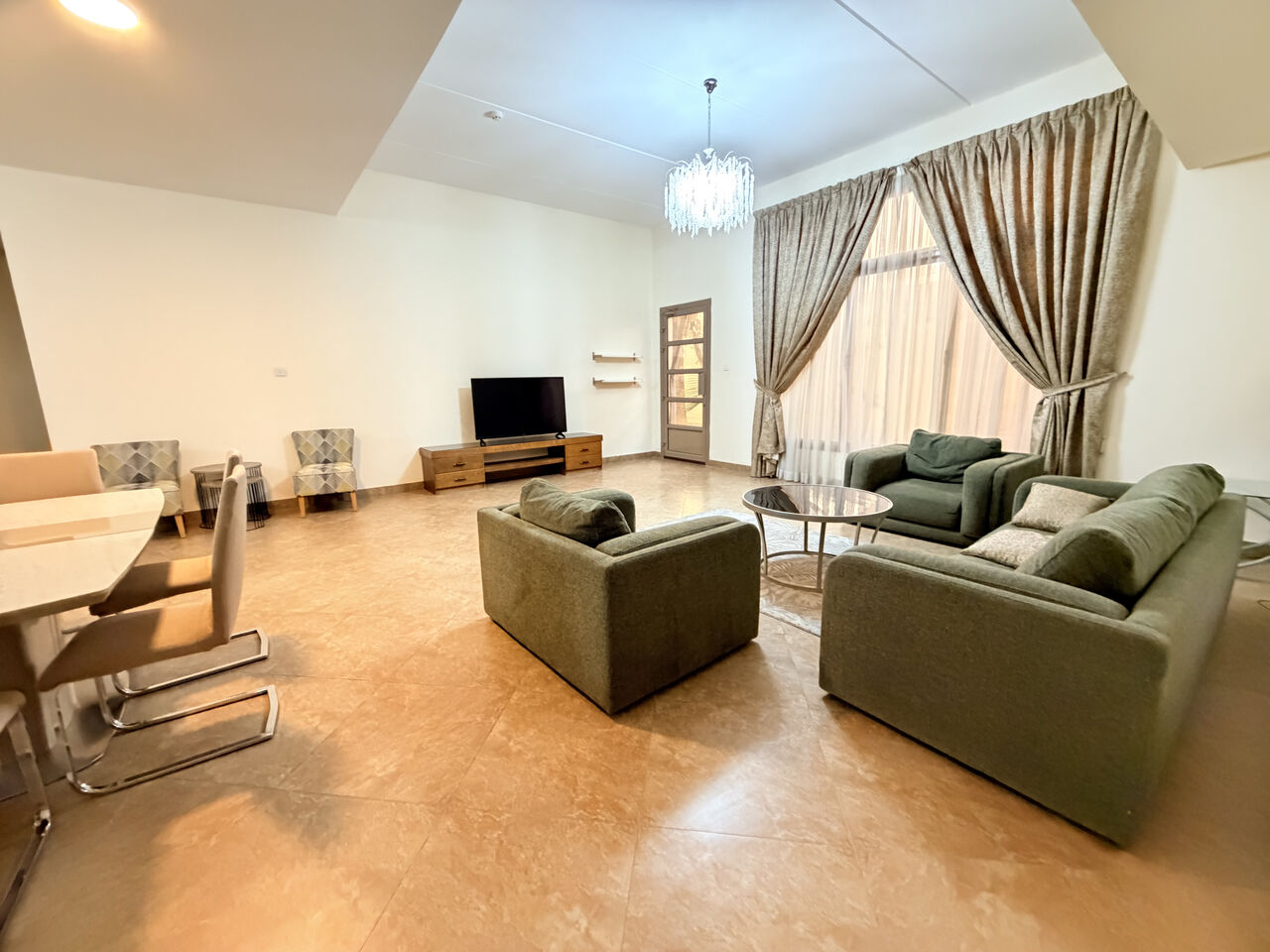 Janabiya, Apartments, Flats, Houses & Villas, BHD 550/month,  2 BR,  140 Sq. Meter,  Furnished 2BR+Maid | Private Backyard | Pool & Gym