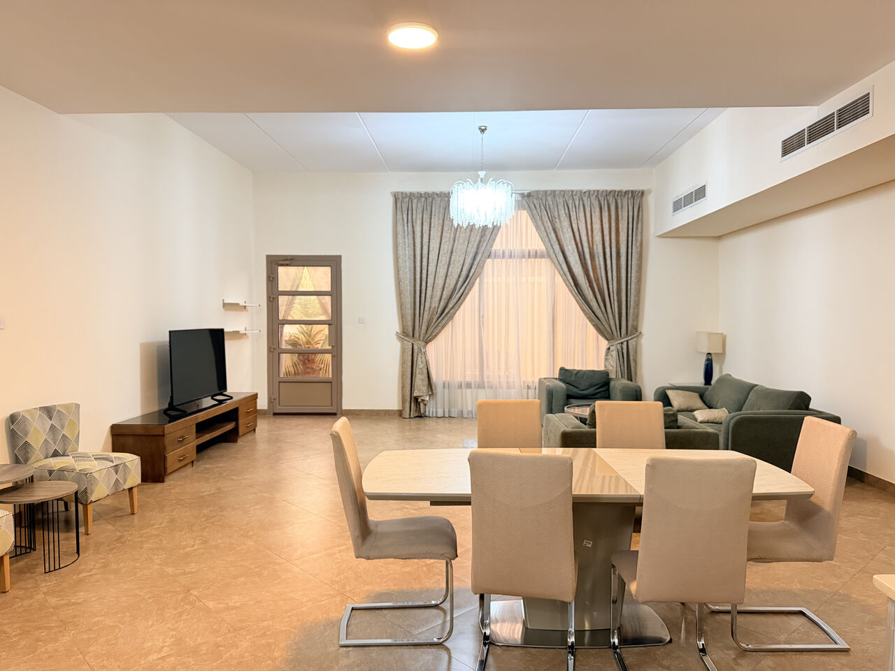 Janabiya, Apartments, Flats, Houses & Villas, BHD 550/month,  2 BR,  140 Sq. Meter,  Furnished 2BR+Maid | Private Backyard | Pool & Gym