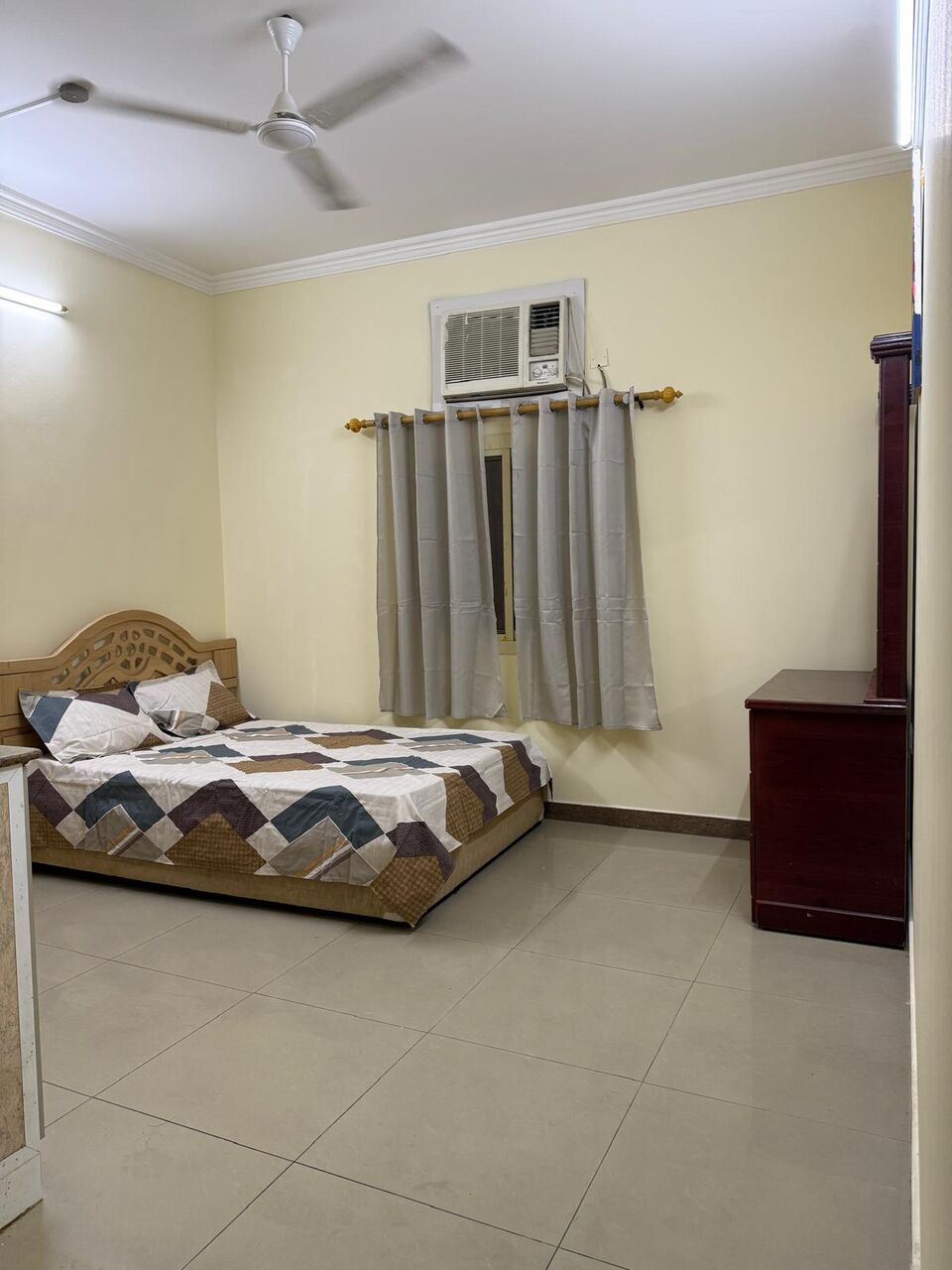 Gudaibiya, Rooms for Rent, BHD 110/month,  Semi Furnished 1 Bedroom Attached Flat GUDAIBIYA Near Aster Clinic @ 110/-BHD