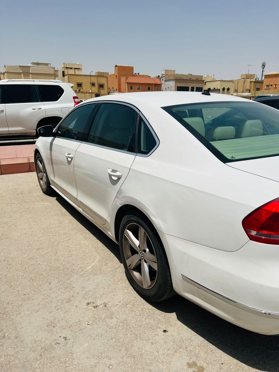 Riyadh, Vehicles, Cars & Trucks , SAR 20000,  Volkswagen Passat,  2015,  Automatic,  368000 KM,  Well Maintained