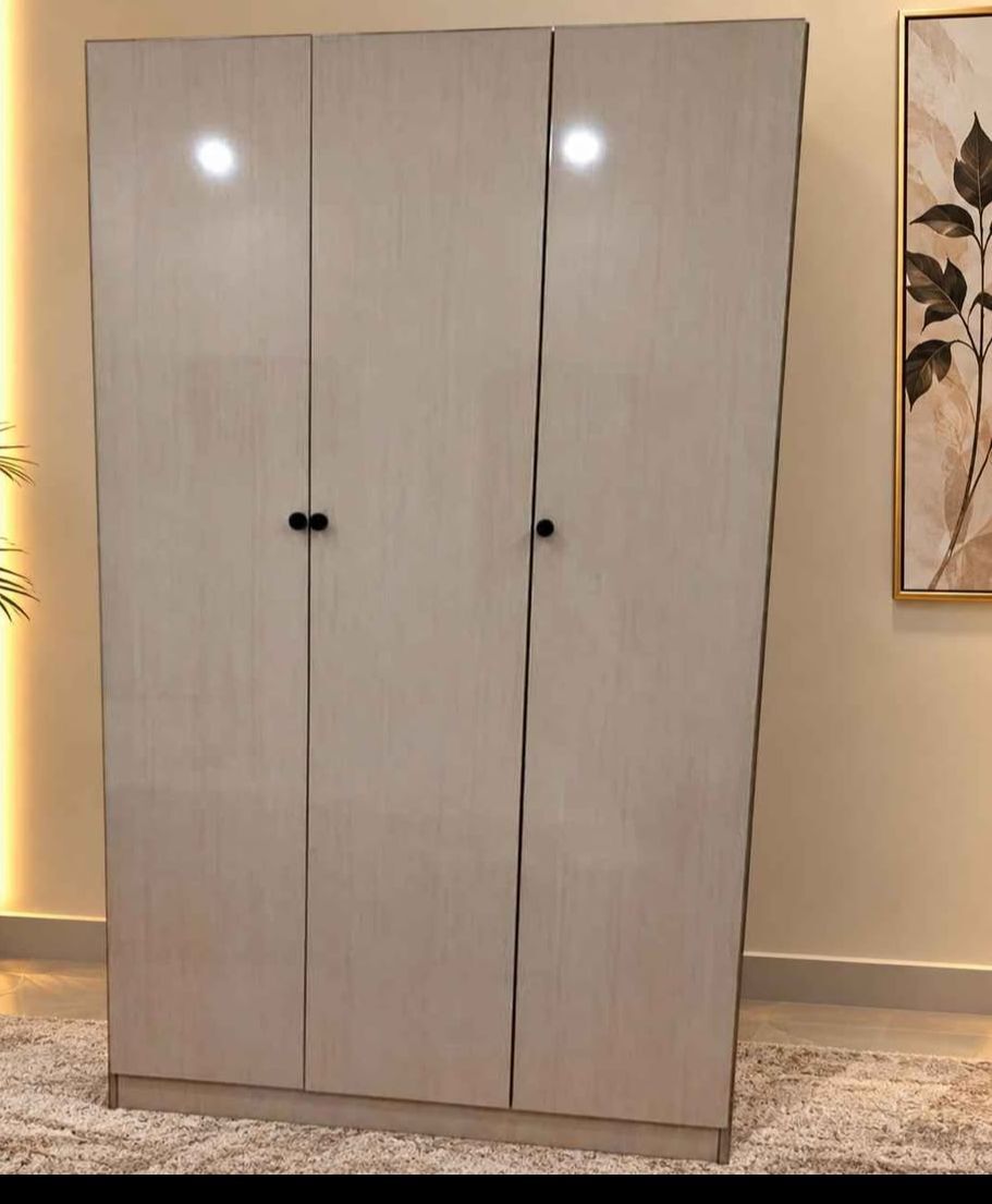 Jeddah, Furniture, SAR 450,  Modern Stylish 3 Door Wardrobe Available