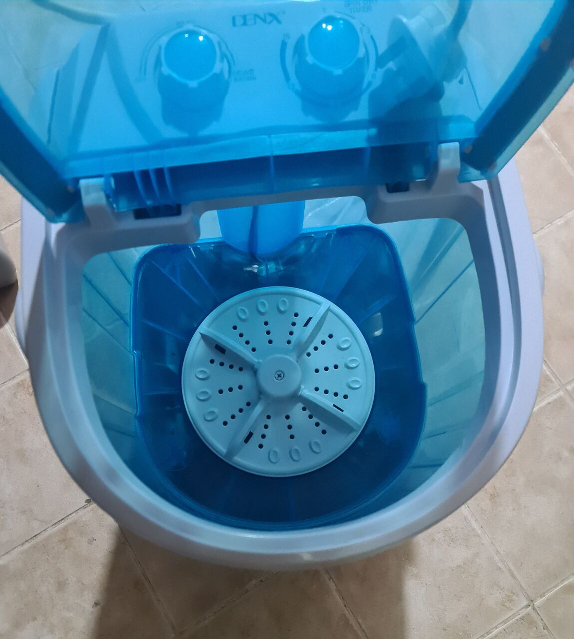 Riyadh, Furniture, SAR 180,  4kg Mini Portable  Machine With Shoes Washing And Dryer