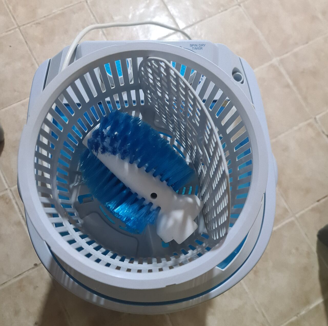 Riyadh, Furniture, SAR 180,  4kg Mini Portable  Machine With Shoes Washing And Dryer