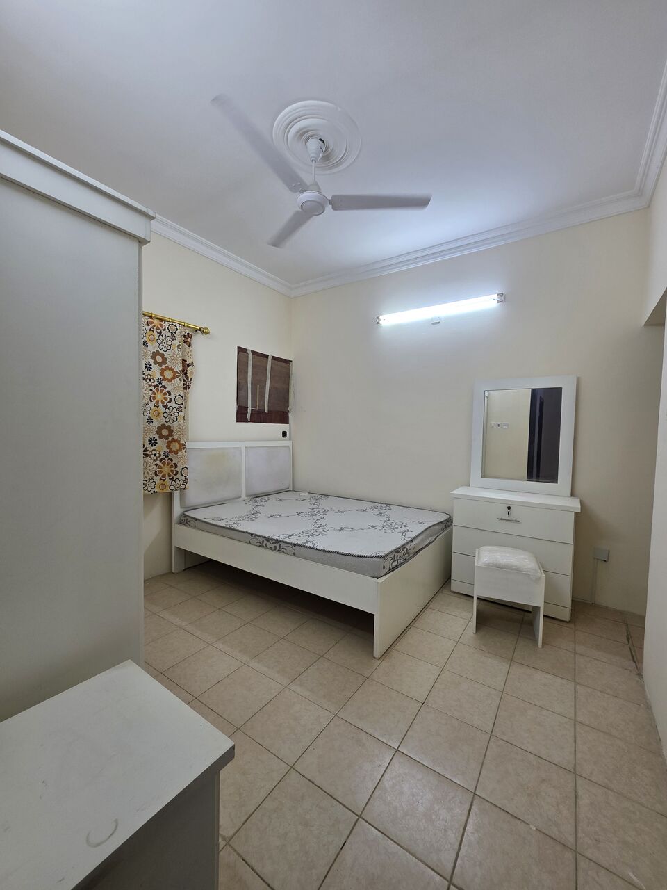 Gudaibiya, Apartments, Flats, Houses & Villas, BHD 200/month,  Furnished,  2 BR,  - Neet Furnished 2 BHK Flat With Ewa 200/BD In Gudaibiya