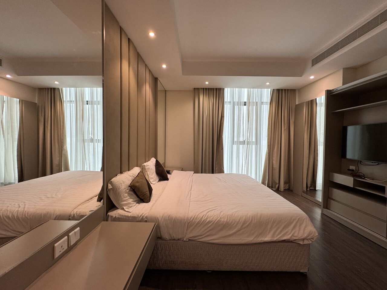 Juffair, Apartments, Flats, Houses & Villas, BHD 225/month,  Furnished,  Studio,  55 Sq. Meter,  SPECIAL OFFER | PROMO | DELUXE STUDIO | FACILITIES | INTERNET | JUFFAIR