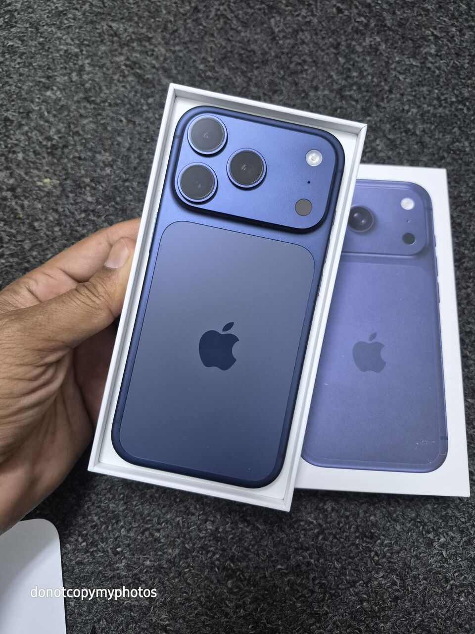 Al Rahmaniyah, Mobile Phones, SAR 3850,  IPhone 17 Pro 256gb Deep Blue