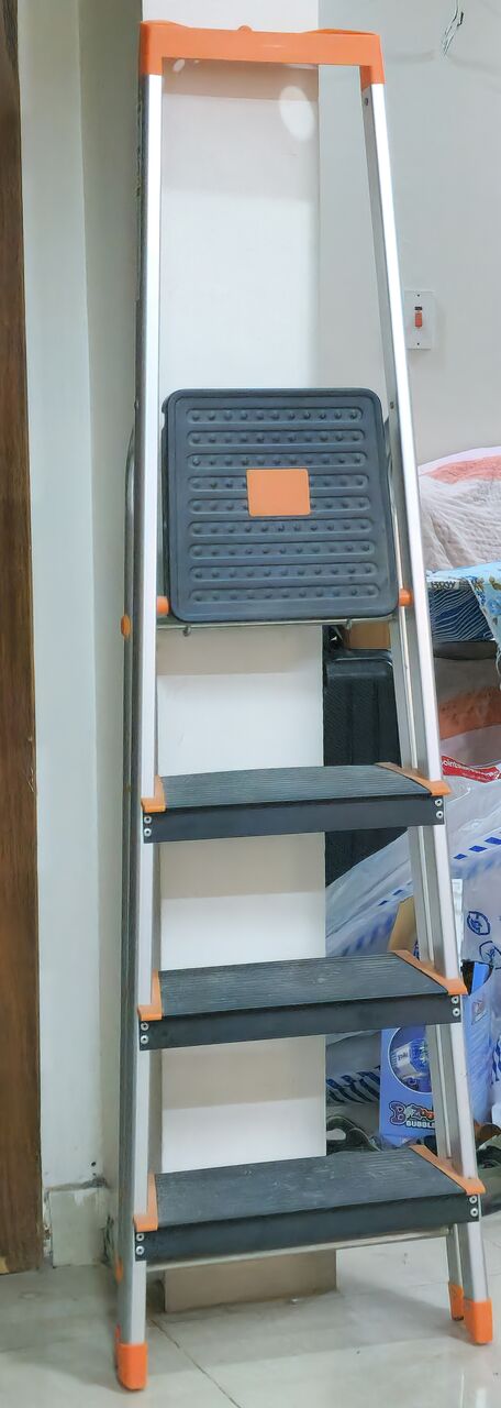 Dammam, Furniture, SAR 90,  Ladder 56 Inches