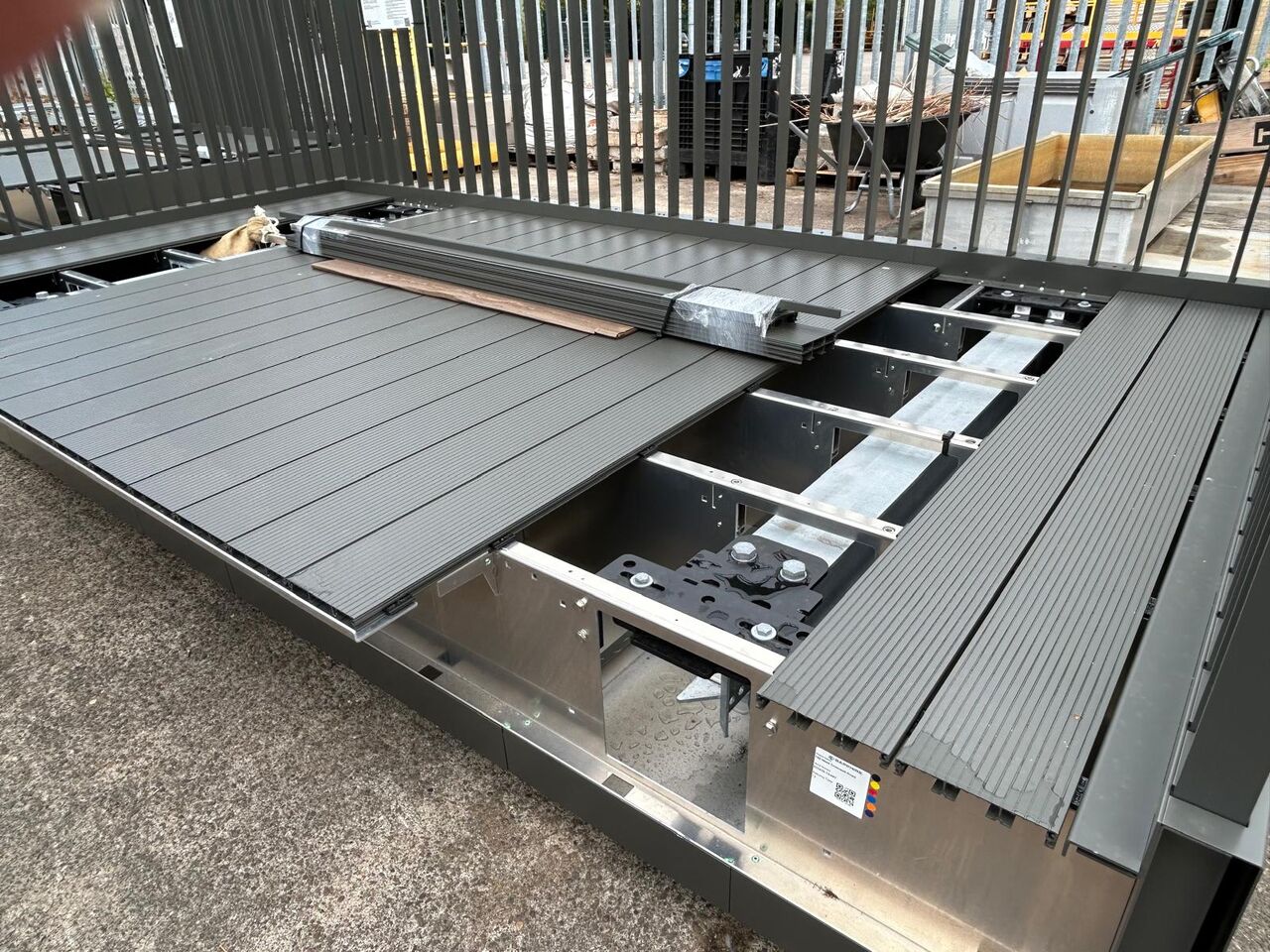 London, Construction, Metal Manufacturing Solutions For Construction Products