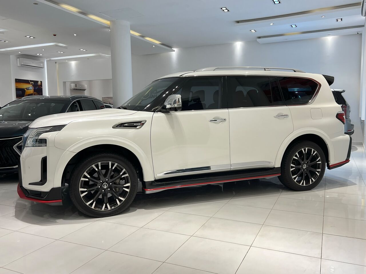 East Riffa, Vehicles, Cars & Trucks , BHD 11700,  NISSAN PATROL PLATINUM V8,  2021,  Automatic,  74000 KM,  NISSAN PATROL PLATINUM MODEL  FOR SALE